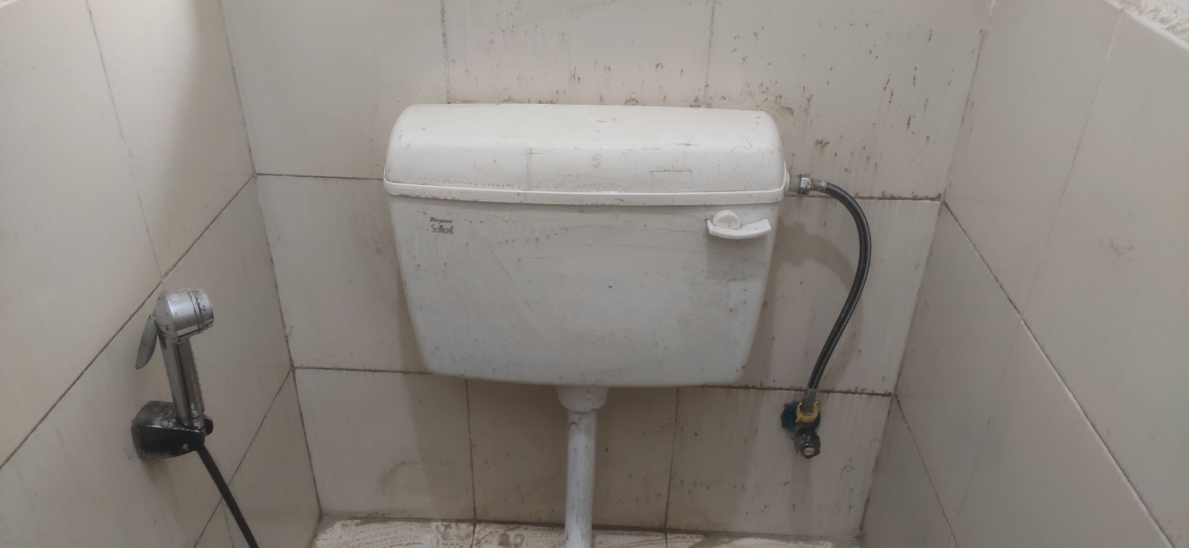 Refresh Bathroom Cleaning service in India